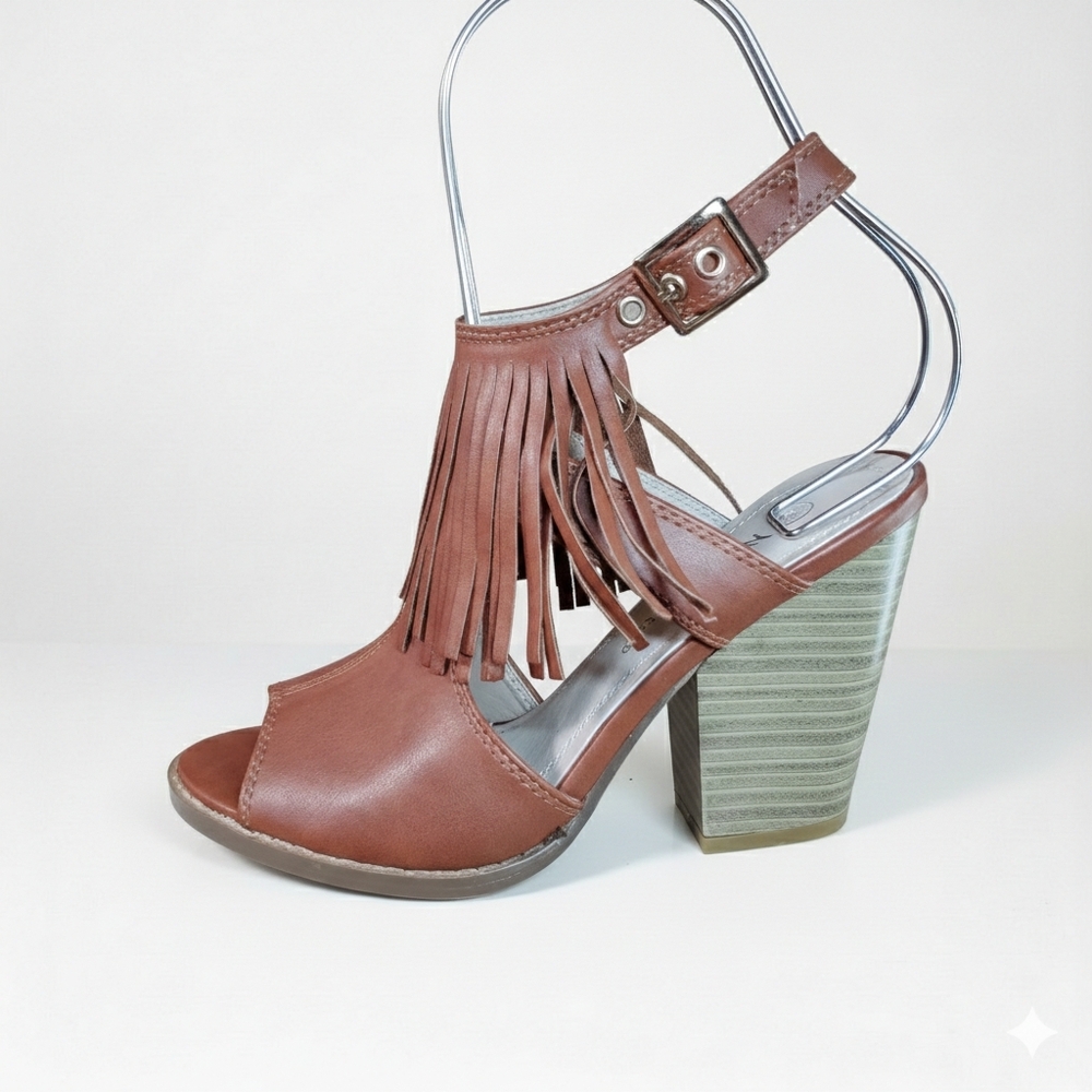 Nature Breeze Size 6.5 Brown Tan Sandal Block Vegan Leather Buckle Fringe Hippie - Picture 4 of 9